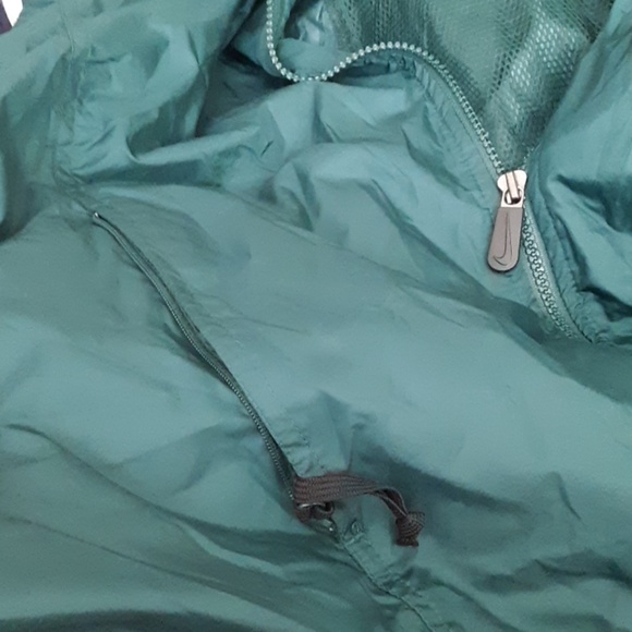 Nike Jacket - Picture 3 of 5